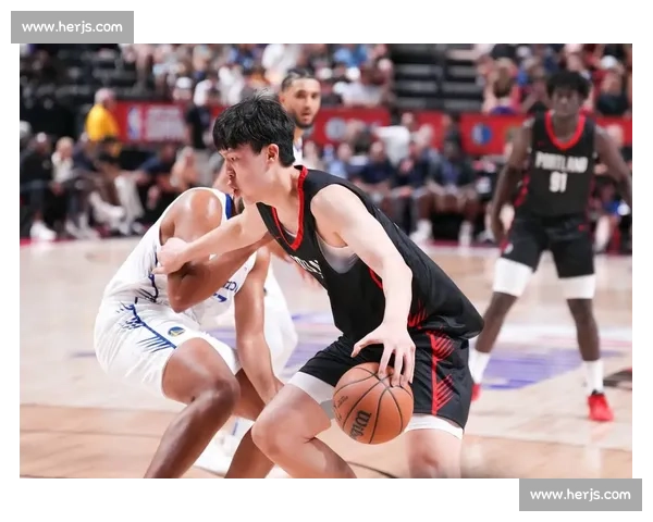 杨瀚森首秀引球迷热捧,签名战靴赠小将暖爆 NBA